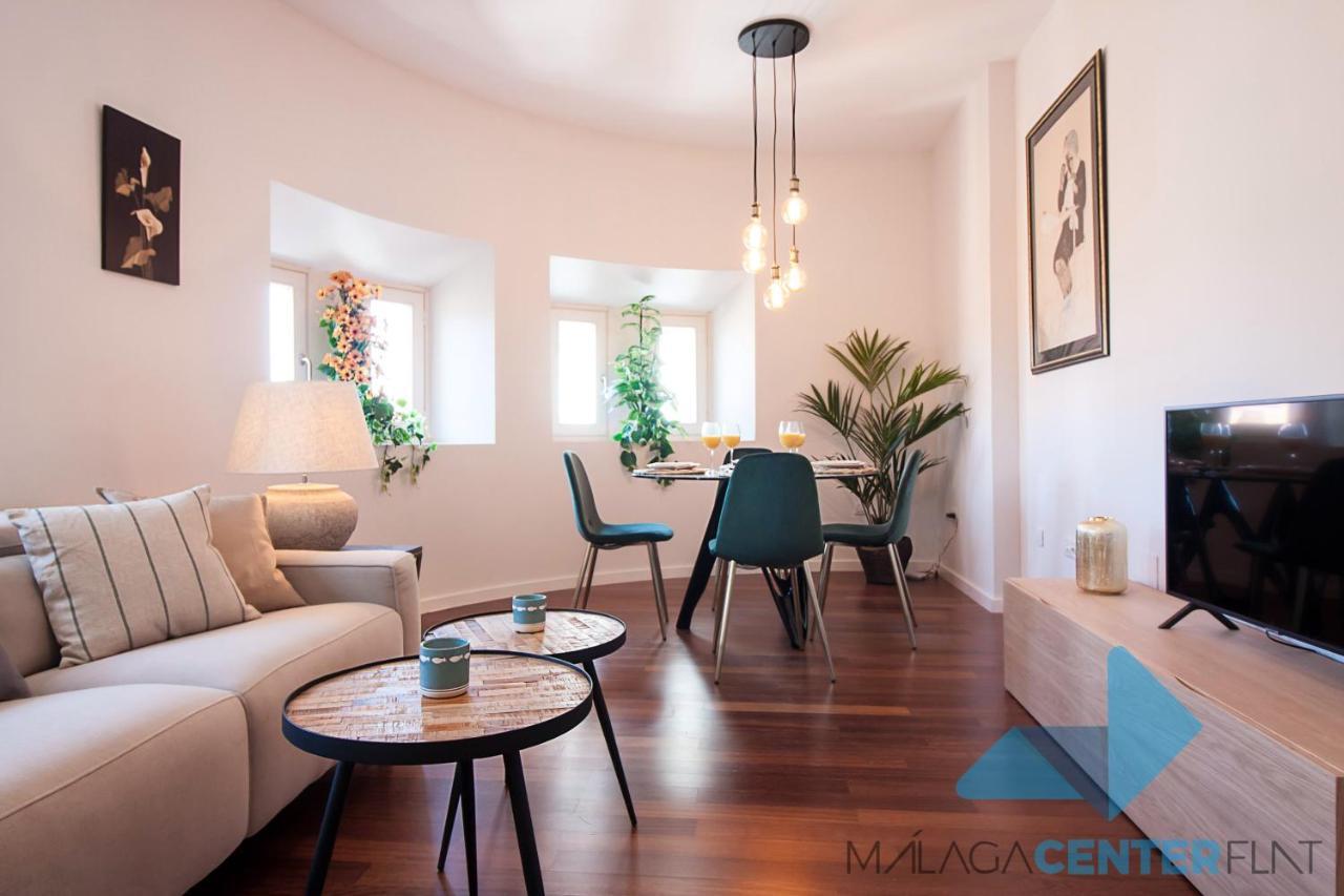 Malaga Center Flat Luxury Apartment ภายนอก รูปภาพ