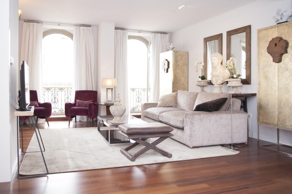 Malaga Center Flat Luxury Apartment ภายนอก รูปภาพ